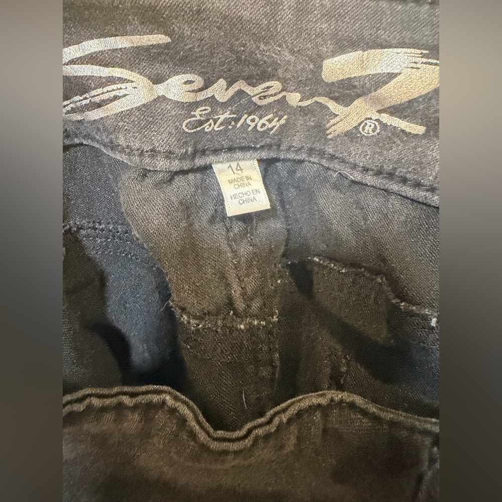 Seven7 Men's Dark Jeans - Picture 2 of 3